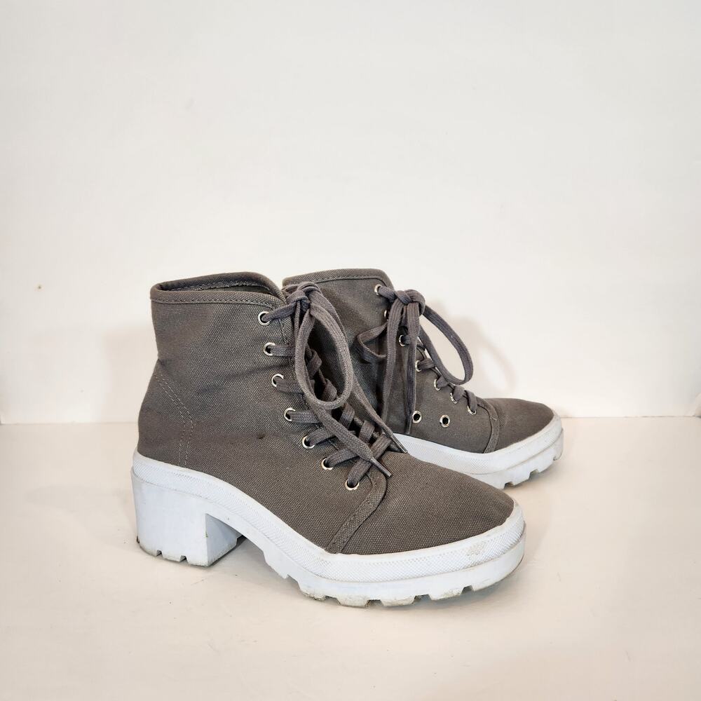 FOREVER 21 Grey White Canvas Platform Combat Lug Sole‎ Sneaker Boot Womens 8